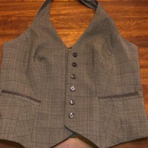 Halter vest